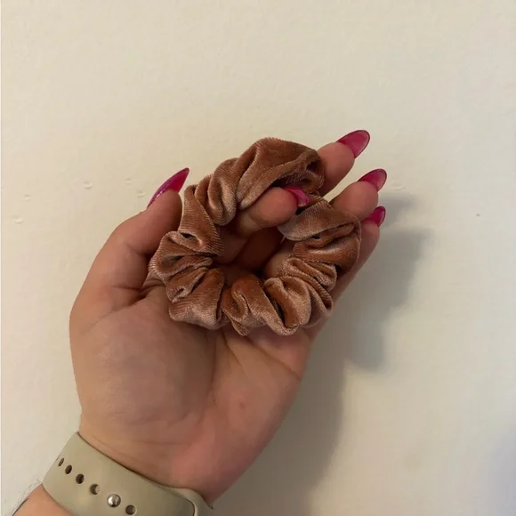 Scrunchie Bundle - Picture 4 of 12